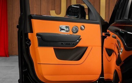 Rolls-Royce Cullinan, 2025 год, 70 800 000 рублей, 10 фотография