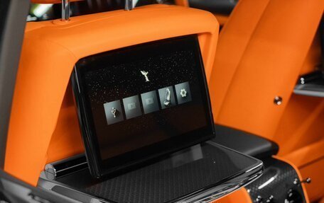 Rolls-Royce Cullinan, 2025 год, 70 800 000 рублей, 34 фотография