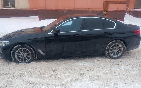 BMW 5 серия, 2020 год, 2 900 000 рублей, 1 фотография