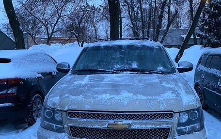 Chevrolet Tahoe III, 2011 год, 1 750 000 рублей, 1 фотография