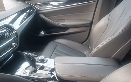 BMW 5 серия, 2020 год, 2 900 000 рублей, 5 фотография