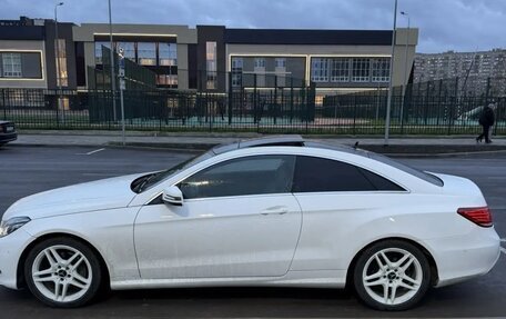 Mercedes-Benz E-Класс, 2015 год, 1 640 000 рублей, 3 фотография