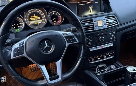 Mercedes-Benz E-Класс, 2015 год, 1 640 000 рублей, 8 фотография