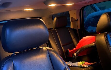 Chevrolet Tahoe III, 2011 год, 1 750 000 рублей, 5 фотография