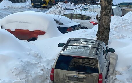 Chevrolet Tahoe III, 2011 год, 1 750 000 рублей, 8 фотография