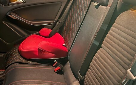 Mercedes-Benz CLA, 2015 год, 2 000 000 рублей, 13 фотография