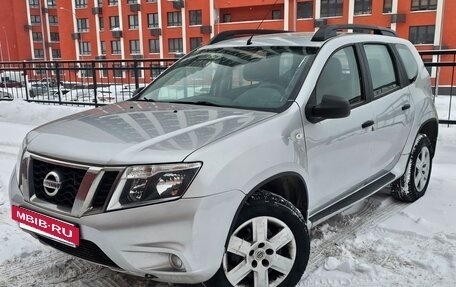 Nissan Terrano III, 2014 год, 999 000 рублей, 2 фотография