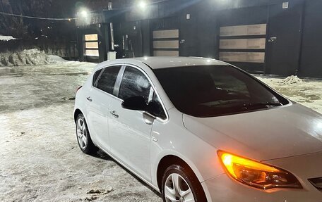 Opel Astra J, 2012 год, 780 000 рублей, 2 фотография