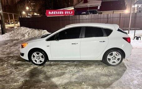 Opel Astra J, 2012 год, 780 000 рублей, 4 фотография