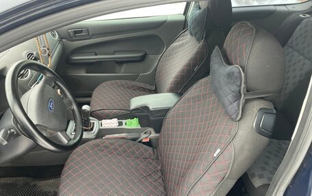 Ford Focus II рестайлинг, 2006 год, 350 000 рублей, 19 фотография