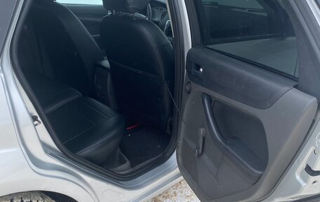 Ford Focus II рестайлинг, 2007 год, 325 000 рублей, 14 фотография