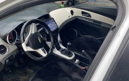 Chevrolet Cruze II, 2011 год, 420 000 рублей, 4 фотография