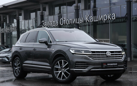 Volkswagen Touareg III, 2019 год, 4 700 000 рублей, 23 фотография