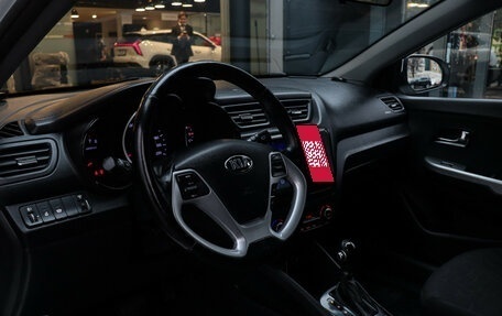 KIA Rio III рестайлинг, 2015 год, 1 080 000 рублей, 16 фотография