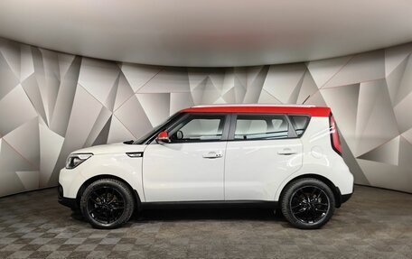 KIA Soul II рестайлинг, 2018 год, 1 743 000 рублей, 5 фотография