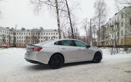 Chevrolet Malibu IX, 2022 год, 1 980 000 рублей, 13 фотография