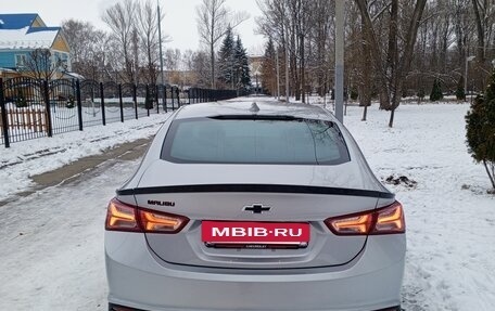 Chevrolet Malibu IX, 2022 год, 1 980 000 рублей, 6 фотография