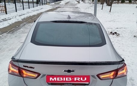 Chevrolet Malibu IX, 2022 год, 1 980 000 рублей, 4 фотография