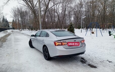 Chevrolet Malibu IX, 2022 год, 1 980 000 рублей, 8 фотография