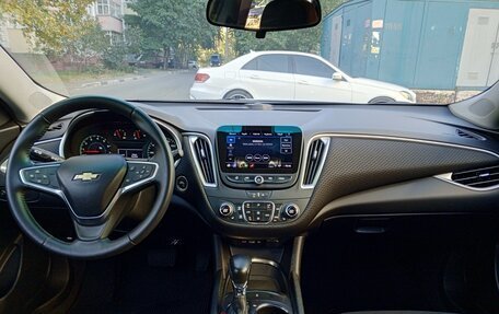 Chevrolet Malibu IX, 2022 год, 1 980 000 рублей, 24 фотография
