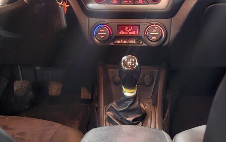 KIA Rio III рестайлинг, 2014 год, 720 000 рублей, 15 фотография