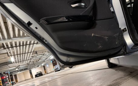 BMW 3 серия, 2005 год, 750 000 рублей, 14 фотография