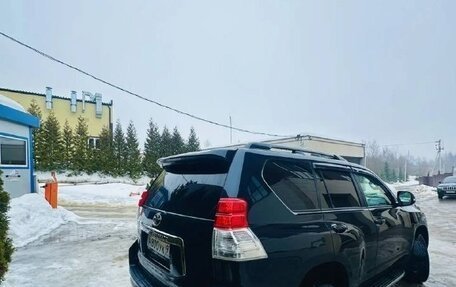 Toyota Land Cruiser Prado 150 рестайлинг 2, 2010 год, 2 385 000 рублей, 5 фотография