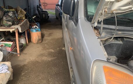 Hyundai Starex I рестайлинг, 2006 год, 450 000 рублей, 2 фотография