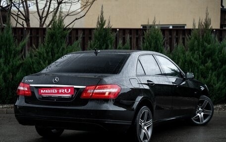 Mercedes-Benz E-Класс, 2012 год, 1 500 000 рублей, 13 фотография