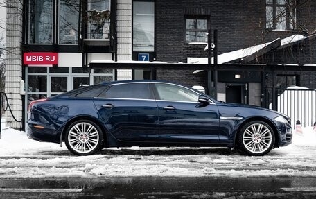 Jaguar XJ IV (X351), 2015 год, 2 250 000 рублей, 6 фотография