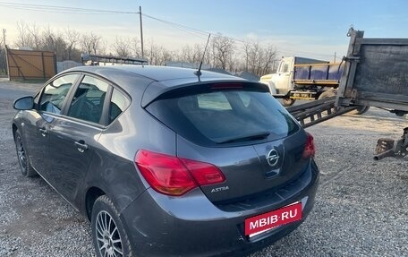 Opel Astra J, 2010 год, 500 000 рублей, 5 фотография