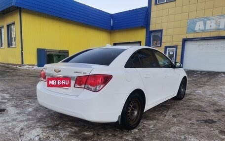 Chevrolet Cruze II, 2011 год, 510 000 рублей, 4 фотография