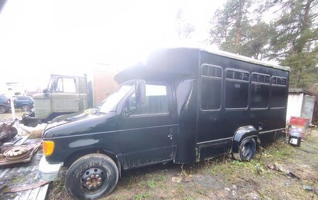 Ford Econoline IV, 2000 год, 870 000 рублей, 3 фотография