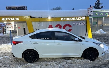 Hyundai Solaris II рестайлинг, 2019 год, 700 000 рублей, 5 фотография