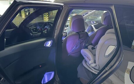 KIA cee'd III, 2019 год, 2 000 000 рублей, 28 фотография