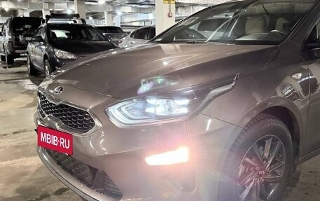 KIA cee'd III, 2019 год, 2 000 000 рублей, 30 фотография