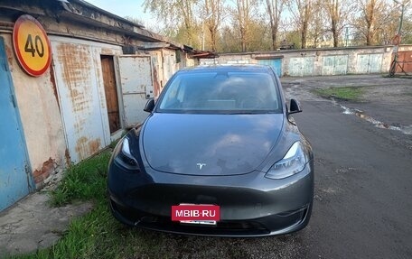 Tesla Model Y I, 2022 год, 4 500 000 рублей, 2 фотография