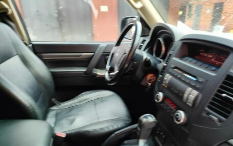 Mitsubishi Pajero IV, 2012 год, 2 150 000 рублей, 6 фотография