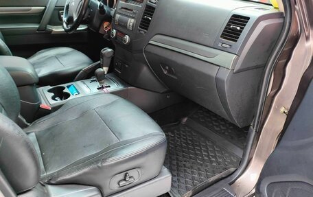 Mitsubishi Pajero IV, 2012 год, 2 150 000 рублей, 7 фотография