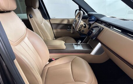 Land Rover Range Rover IV рестайлинг, 2024 год, 15 350 000 рублей, 9 фотография