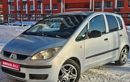 Mitsubishi Colt VI рестайлинг, 2005 год, 299 000 рублей, 1 фотография