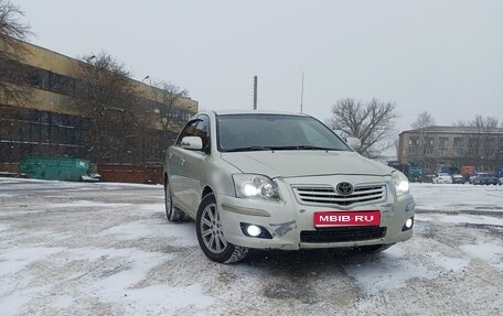 Toyota Avensis III рестайлинг, 2006 год, 500 000 рублей, 1 фотография