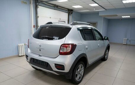 Renault Sandero II рестайлинг, 2019 год, 999 000 рублей, 3 фотография