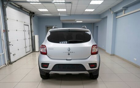 Renault Sandero II рестайлинг, 2019 год, 999 000 рублей, 12 фотография