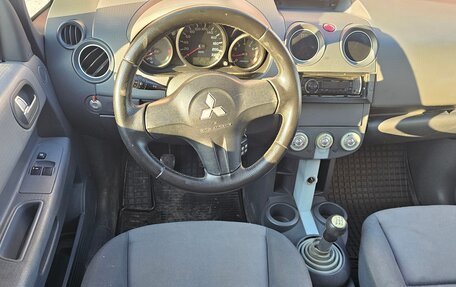 Mitsubishi Colt VI рестайлинг, 2005 год, 299 000 рублей, 9 фотография