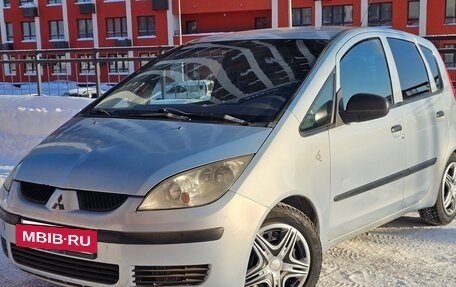 Mitsubishi Colt VI рестайлинг, 2005 год, 299 000 рублей, 2 фотография