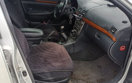 Toyota Avensis III рестайлинг, 2006 год, 500 000 рублей, 8 фотография