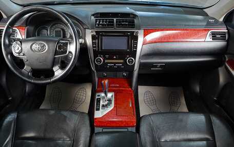 Toyota Camry, 2012 год, 1 569 000 рублей, 13 фотография