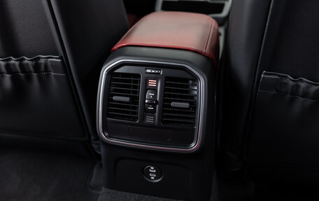 Porsche Macan I рестайлинг, 2025 год, 10 490 000 рублей, 29 фотография