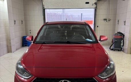 Hyundai Solaris II рестайлинг, 2019 год, 1 380 000 рублей, 3 фотография